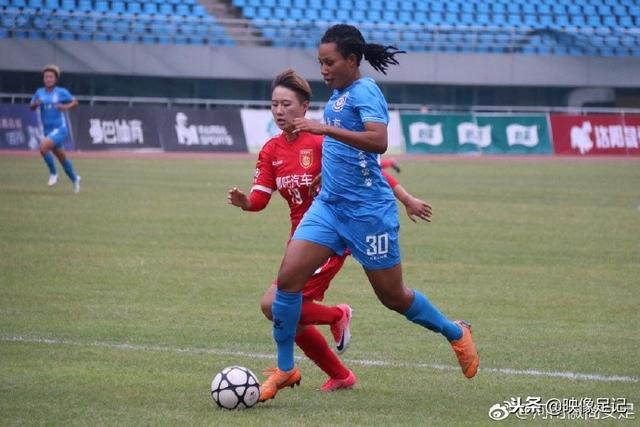 久保建英：我将传承南野拓实的精神，努力穿上8号球衣